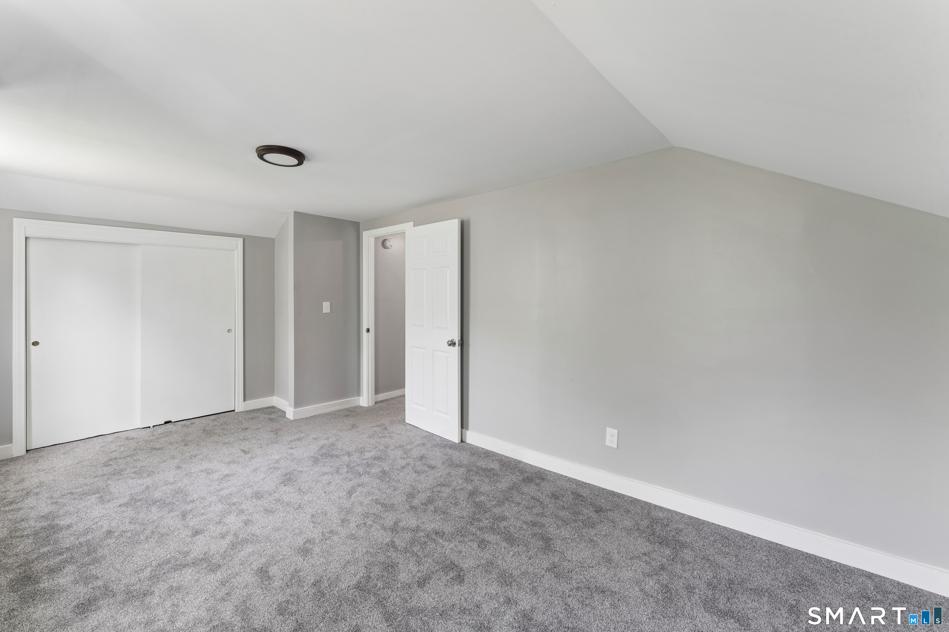 10 Center Street Windsor Locks CT 06096