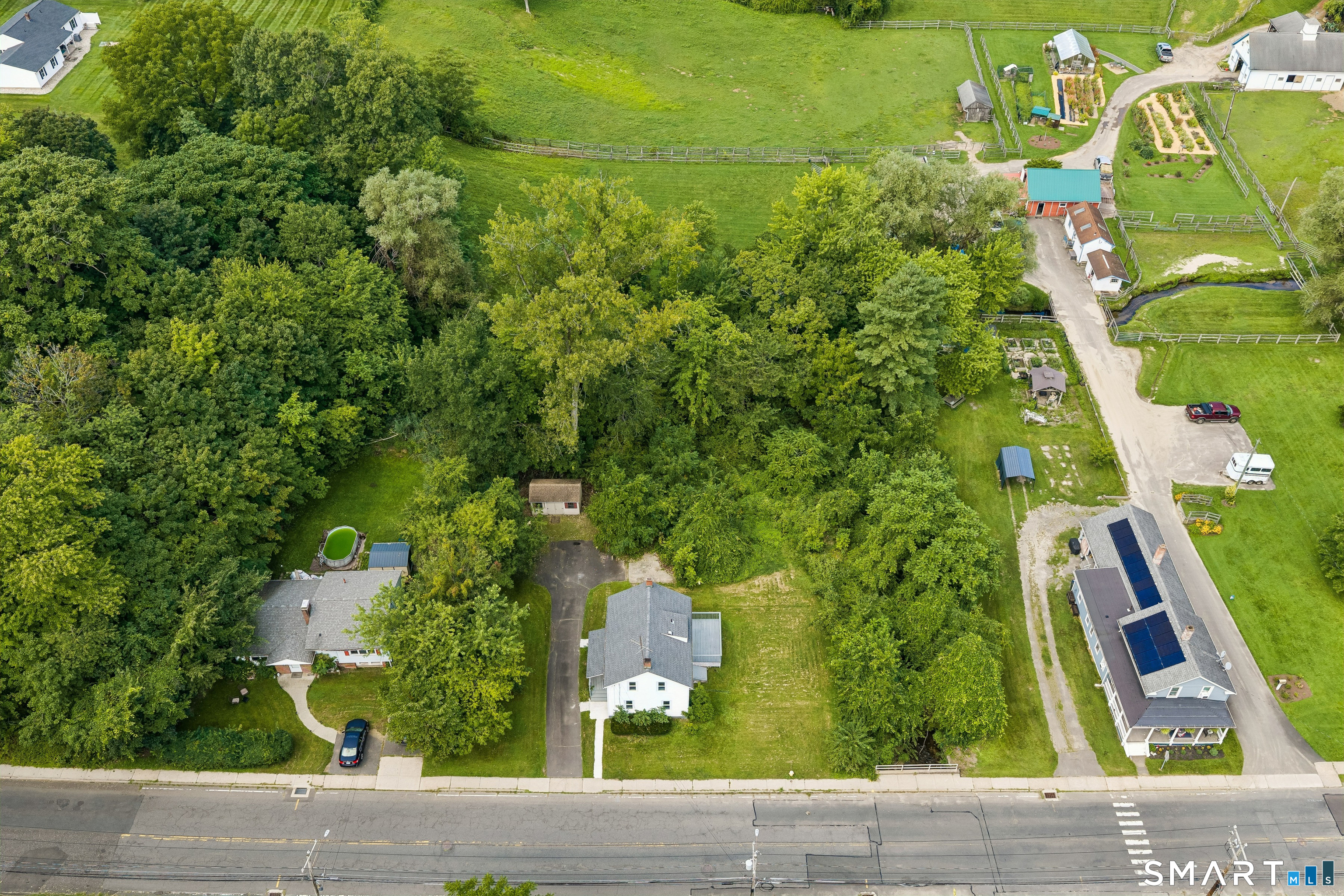 10 Center Street Windsor Locks CT 06096