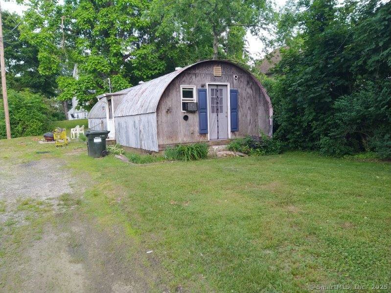 17 Sylvester Street Norwich CT 06360