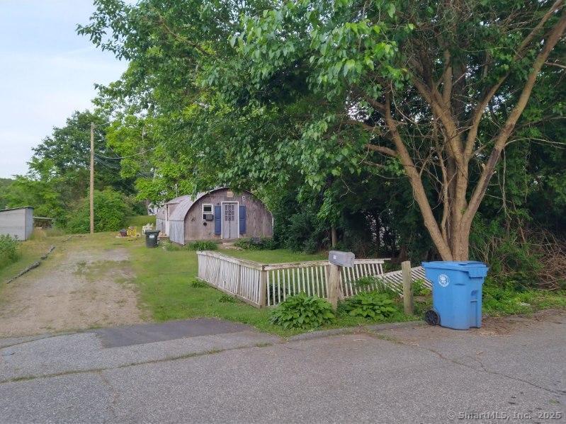 17 Sylvester Street Norwich CT 06360