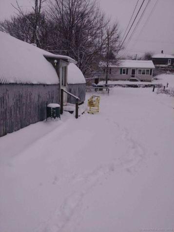 17 Sylvester Street Norwich CT 06360