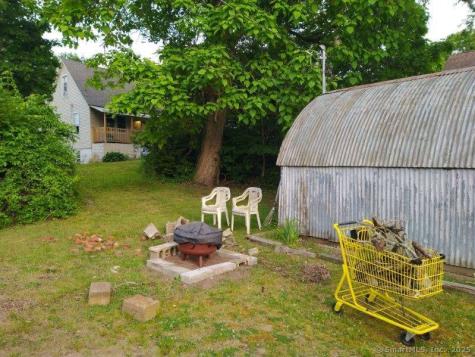 17 Sylvester Street Norwich CT 06360