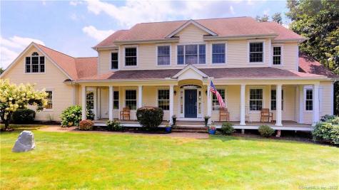 75 Warren Glen Burlington CT 06013