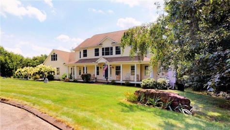 75 Warren Glen Burlington CT 06013