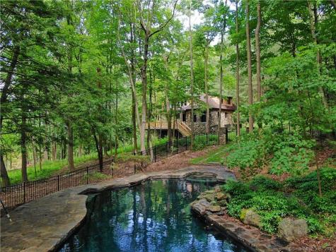 7 Bear Mountain Road New Fairfield CT 06812