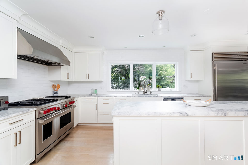 18 Shady Brook Lane Greenwich CT 06831