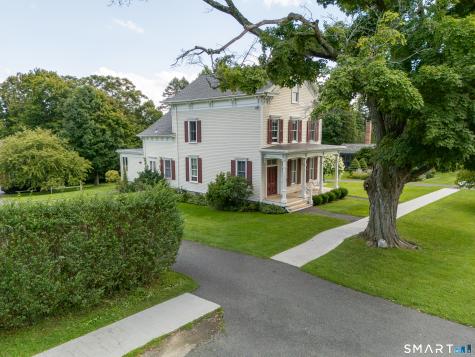 64 Main Street Newtown CT 06470