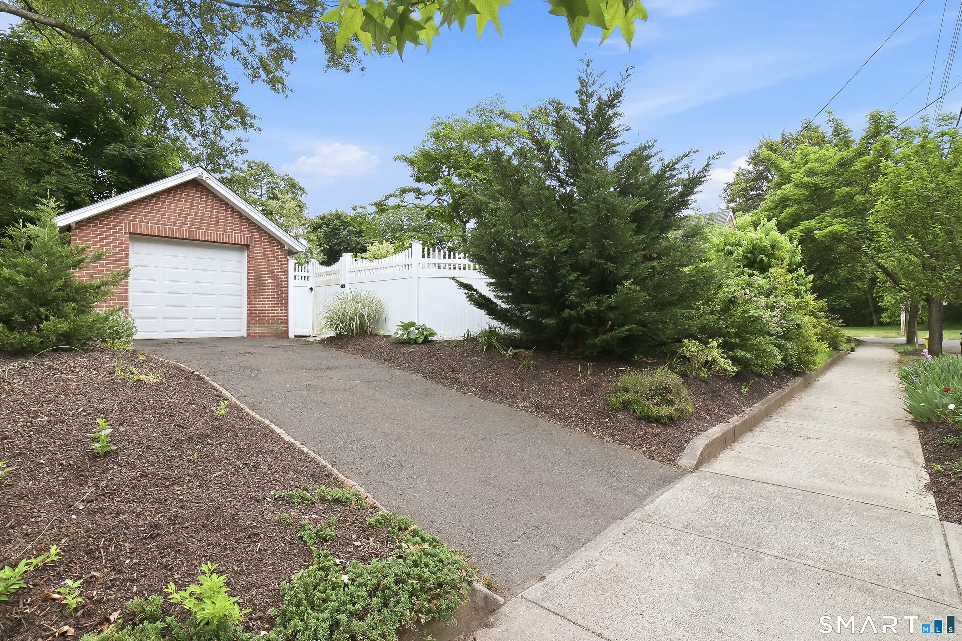 65 West Park Avenue New Haven CT 06511