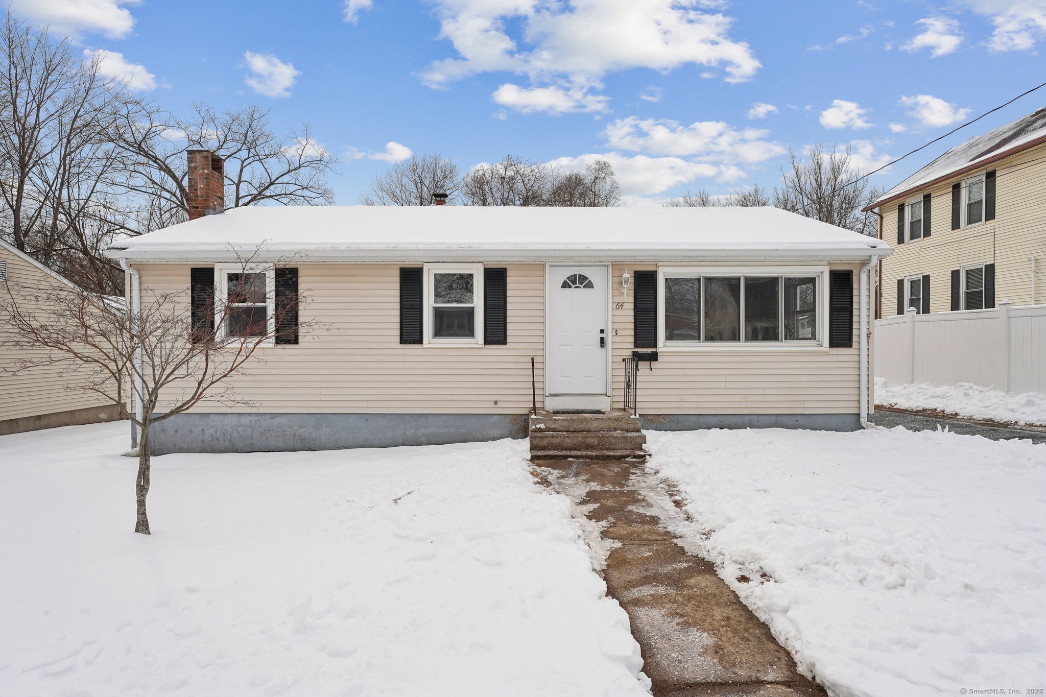 64 4TH Street Bristol CT 06010