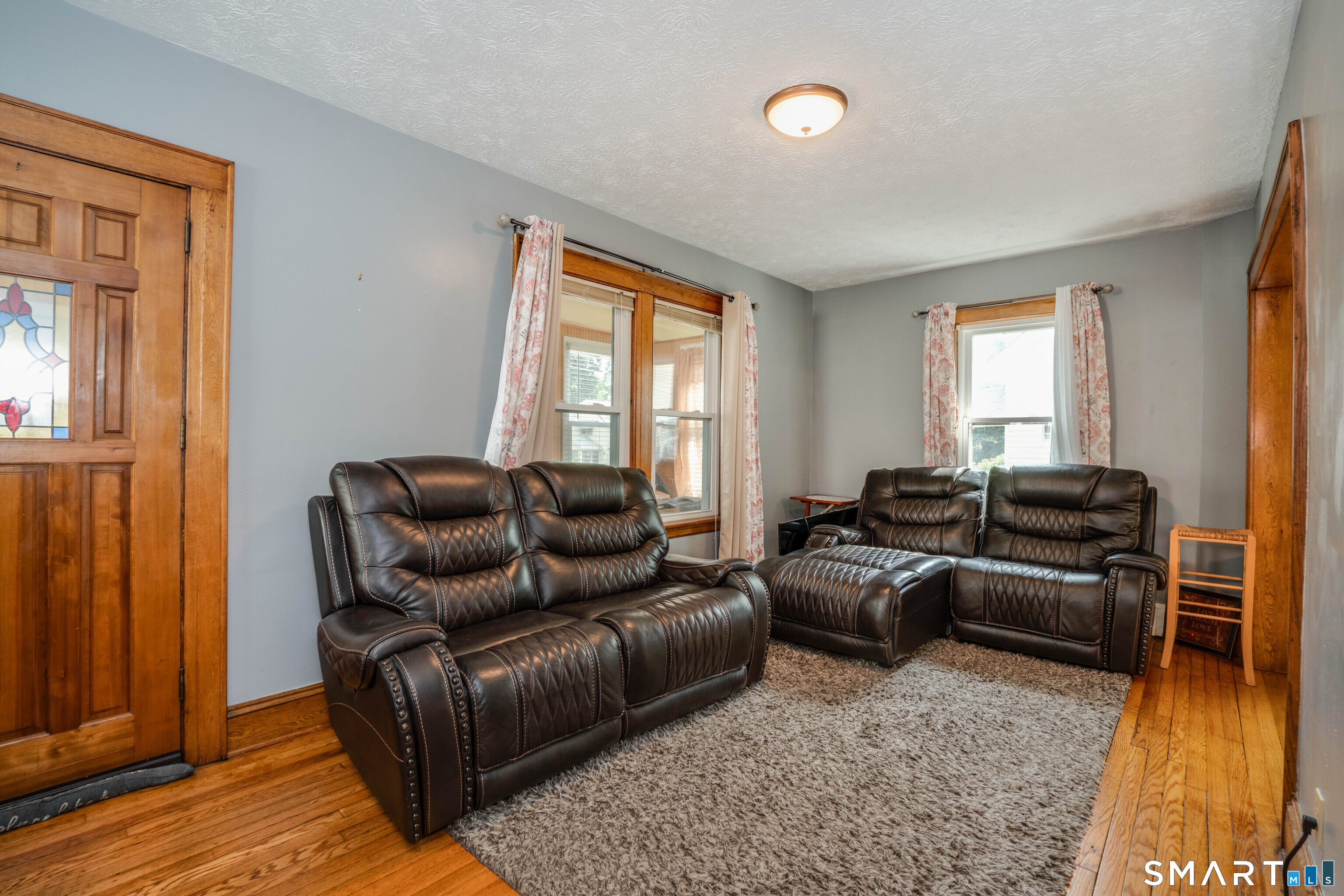 27 Rosemont Avenue Windsor CT 06095