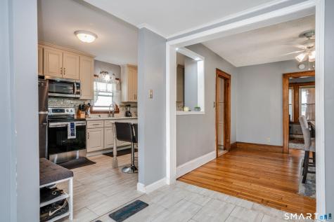 27 Rosemont Avenue Windsor CT 06095