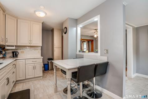 27 Rosemont Avenue Windsor CT 06095