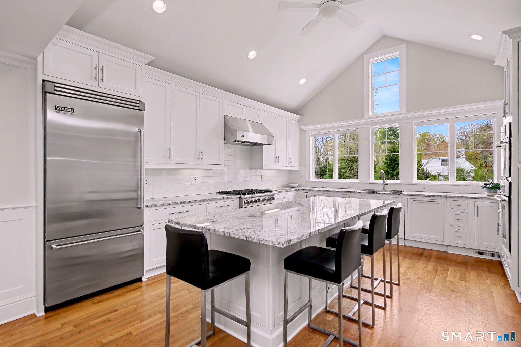 19 Richards Lane New Canaan CT 06840