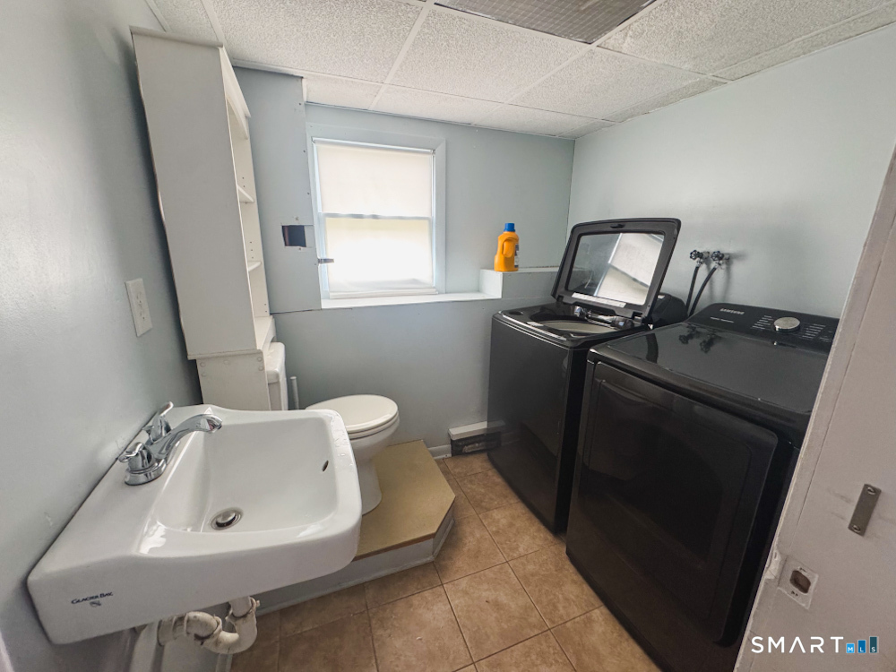 3 Oriole Street Stonington CT 06379
