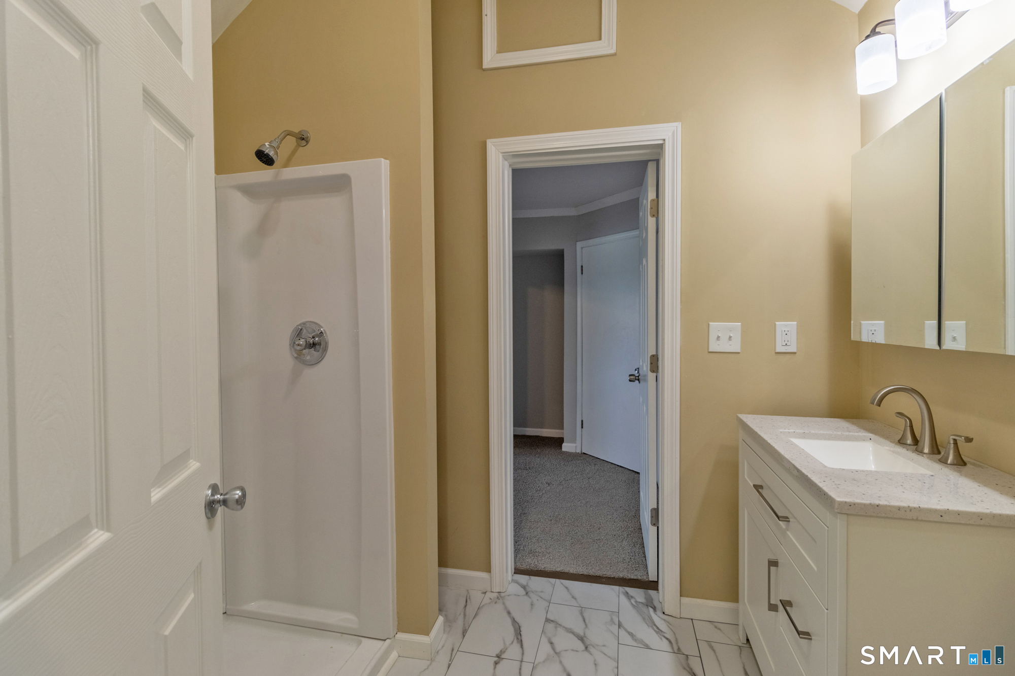 15 Waterview Circle East Hampton CT 06424