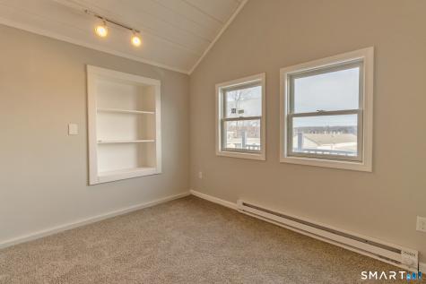 15 Waterview Circle East Hampton CT 06424