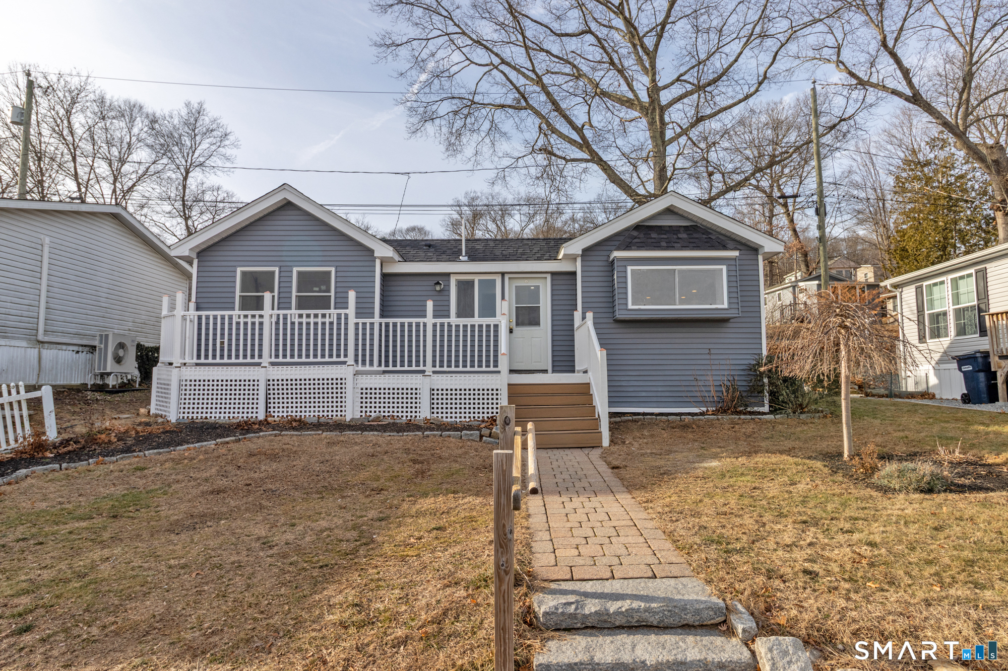 15 Waterview Circle East Hampton CT 06424