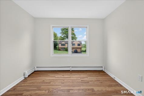 492 Long Hill Road Middletown CT 06457