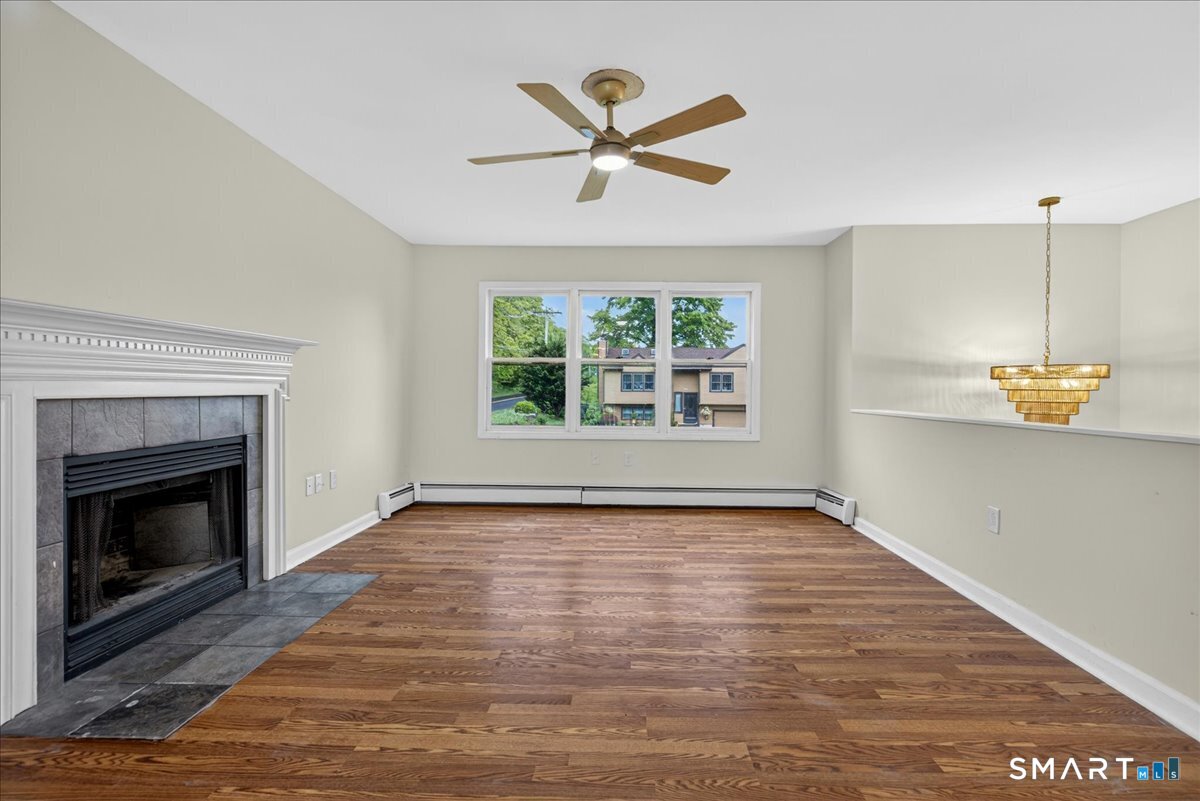 492 Long Hill Road Middletown CT 06457