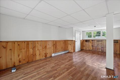 492 Long Hill Road Middletown CT 06457