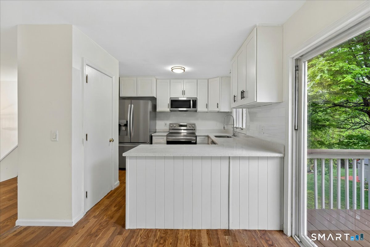 492 Long Hill Road Middletown CT 06457