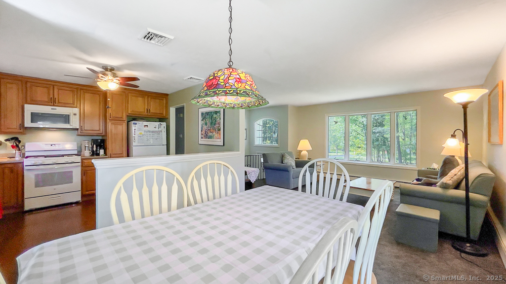 4 Union Circle Danbury CT 06810