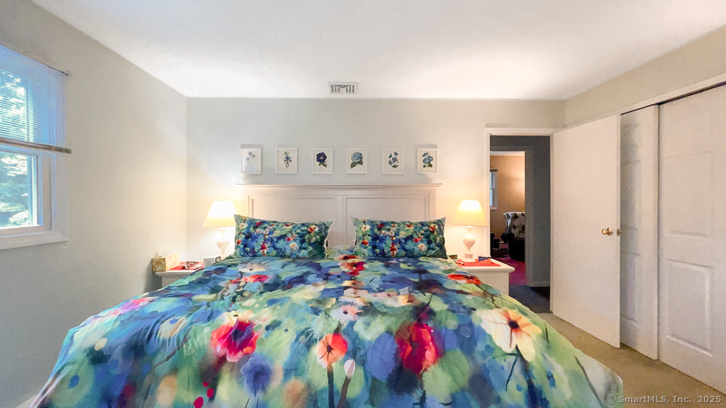 4 Union Circle Danbury CT 06810