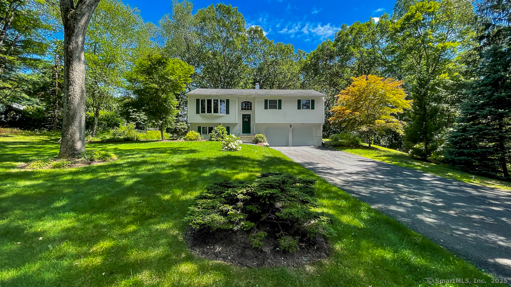 4 Union Circle Danbury CT 06810