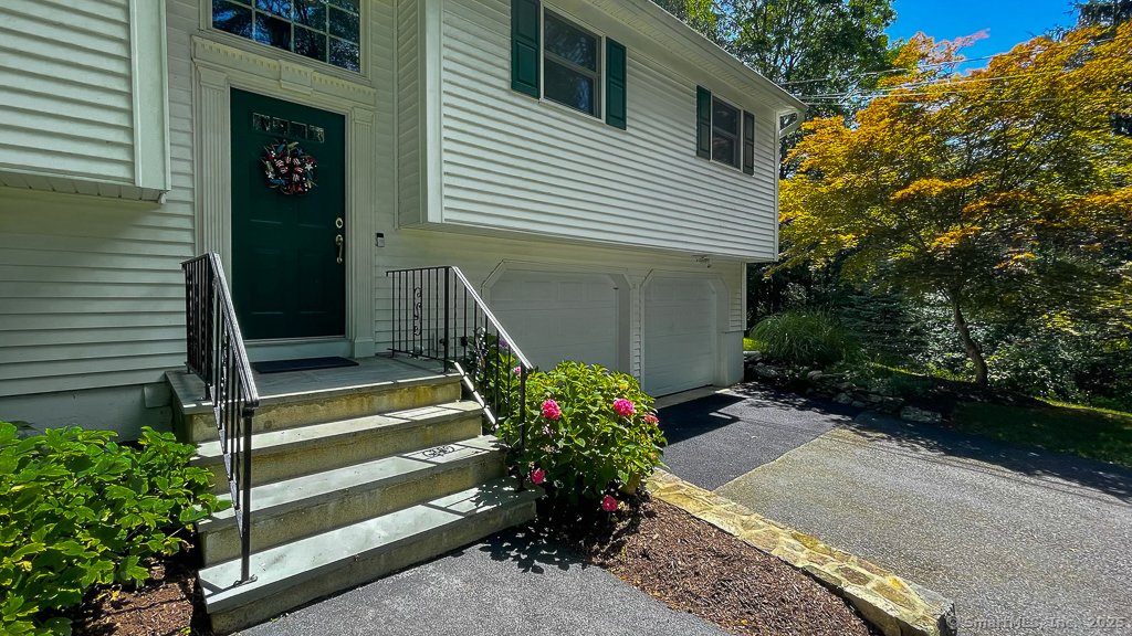 4 Union Circle Danbury CT 06810