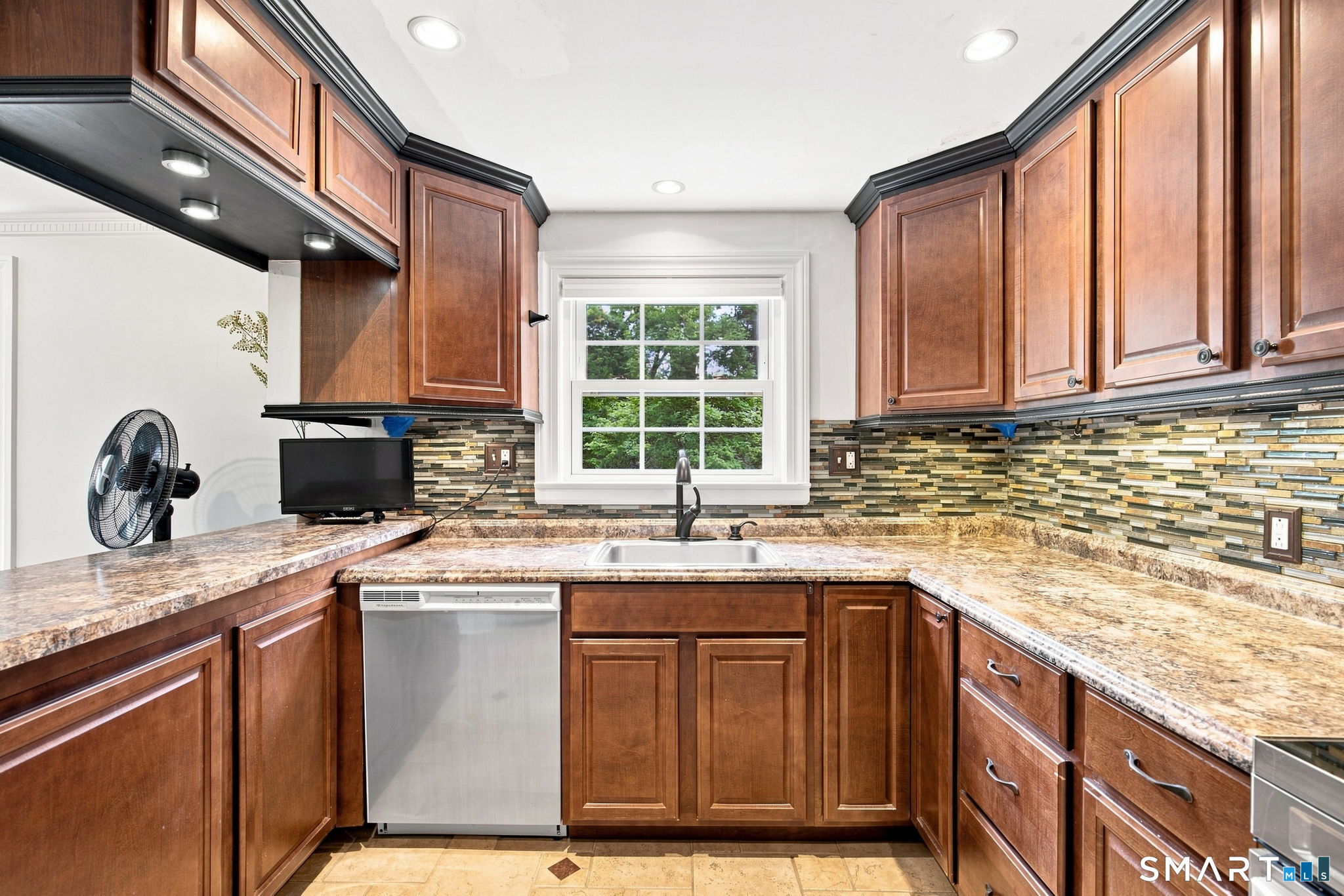 137 Harrison Road Cheshire CT 06410