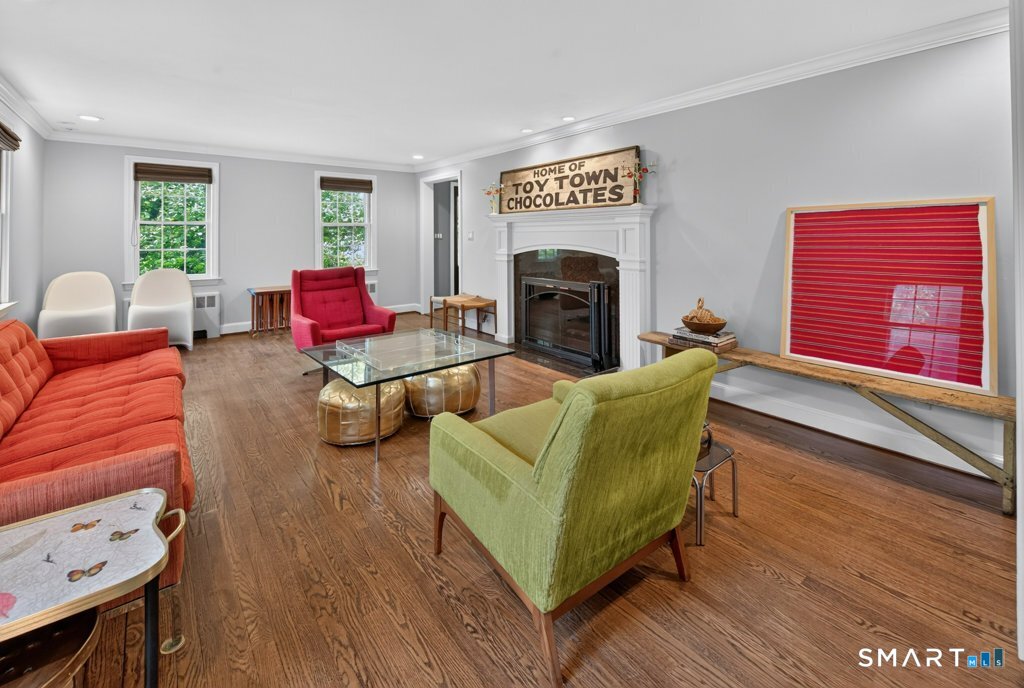 50 Woodridge Circle West Hartford CT 06107