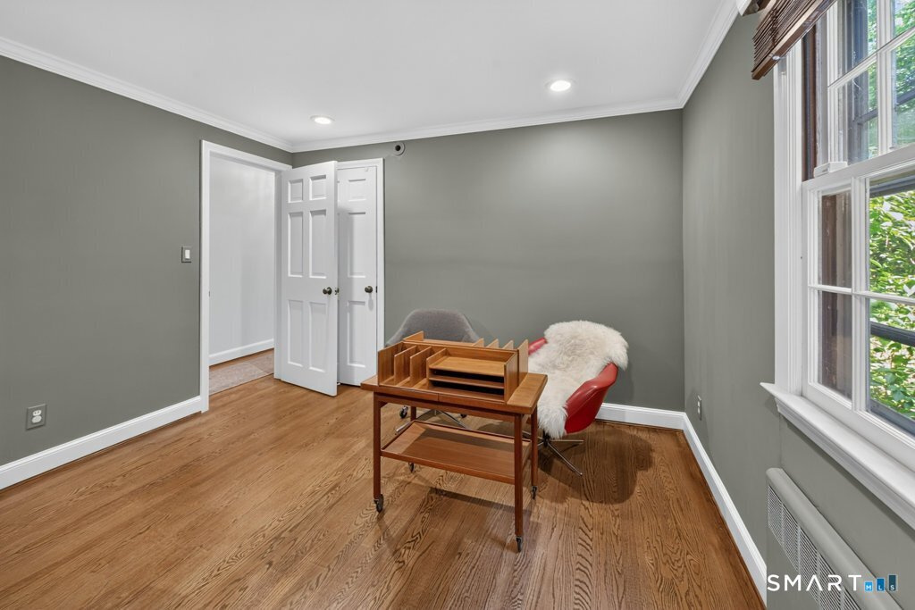 50 Woodridge Circle West Hartford CT 06107