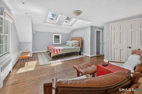 50 Woodridge Circle West Hartford CT 06107