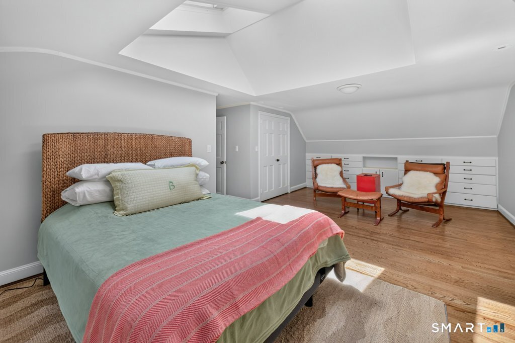 50 Woodridge Circle West Hartford CT 06107