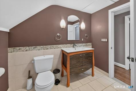 50 Woodridge Circle West Hartford CT 06107