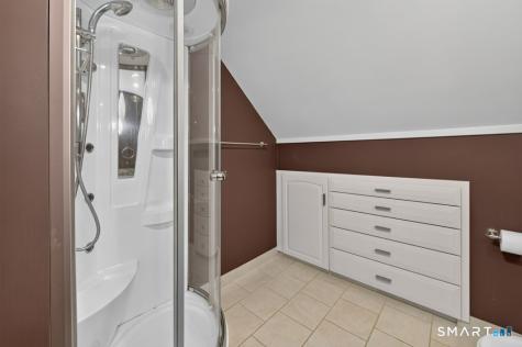 50 Woodridge Circle West Hartford CT 06107