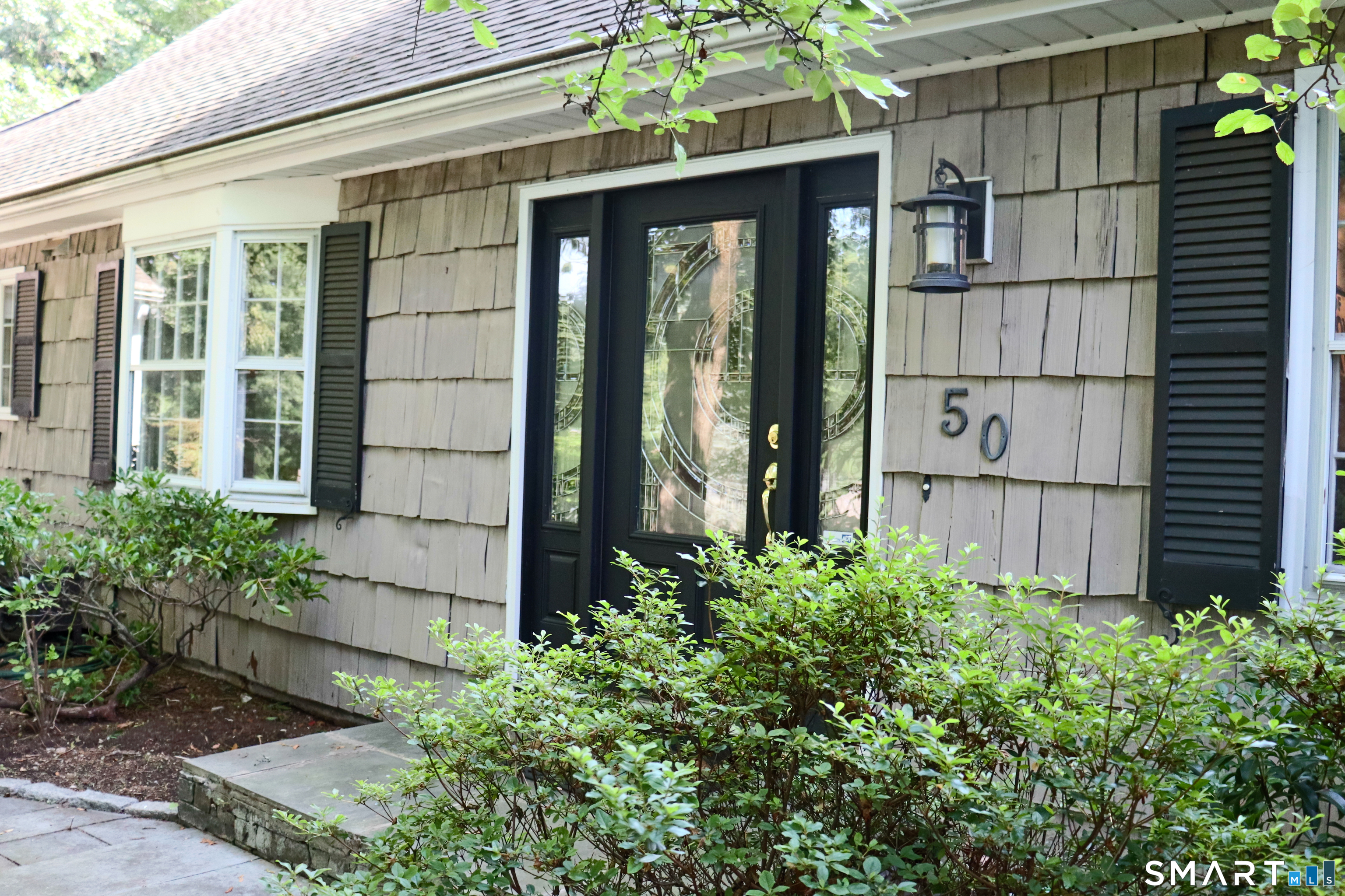 50 Woodridge Circle West Hartford CT 06107