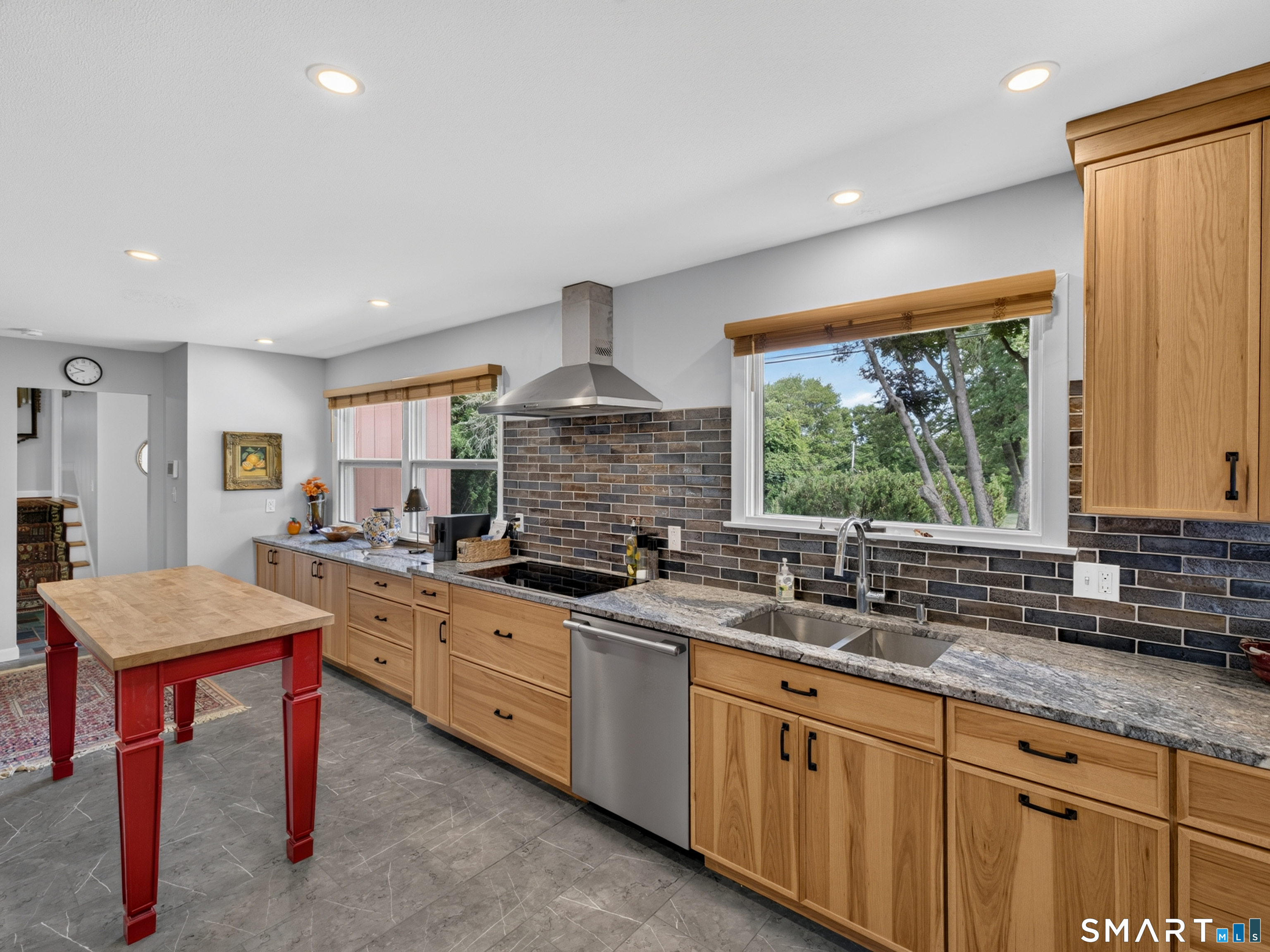 9 Laurel Hill South Drive East Lyme CT 06357