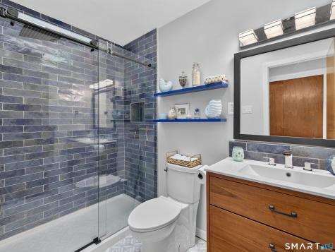 9 Laurel Hill South Drive East Lyme CT 06357