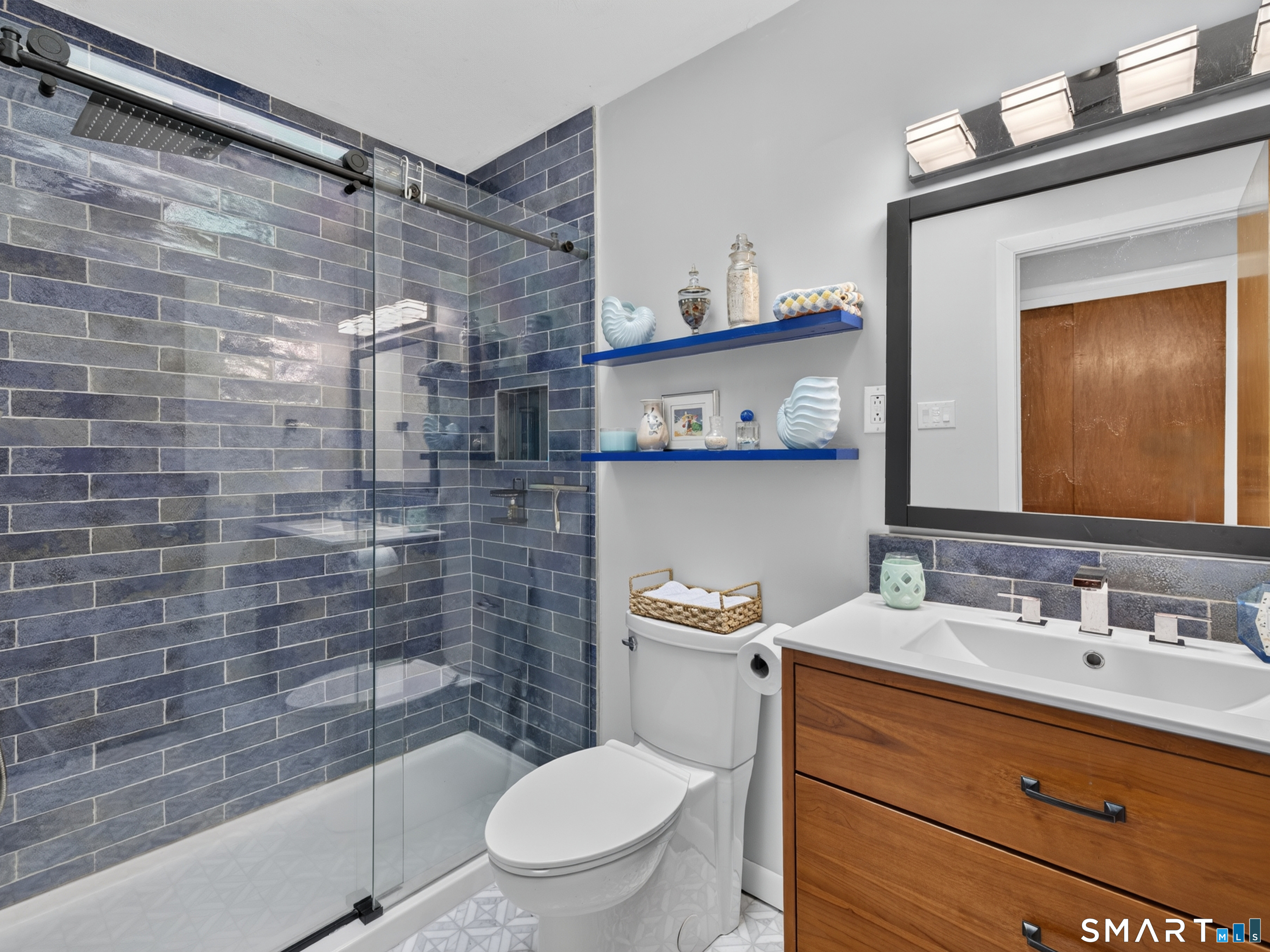 9 Laurel Hill South Drive East Lyme CT 06357