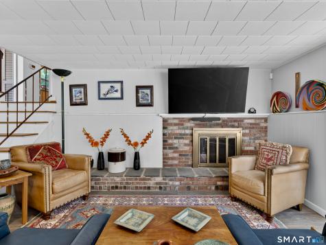 9 Laurel Hill South Drive East Lyme CT 06357
