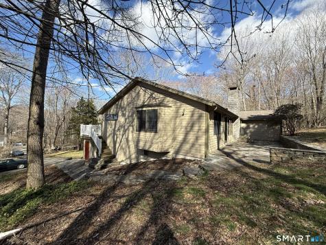 110 Town Woods Road Lyme CT 06371