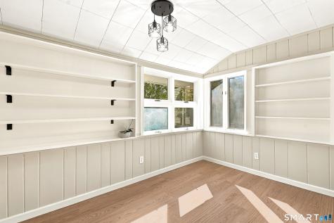 90 Grove Avenue Derby CT 06418