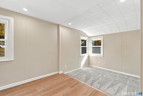 90 Grove Avenue Derby CT 06418