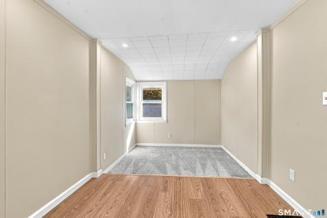 90 Grove Avenue Derby CT 06418