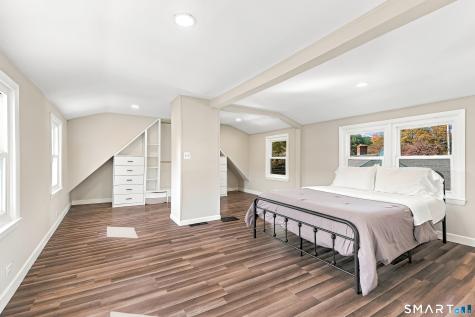 90 Grove Avenue Derby CT 06418
