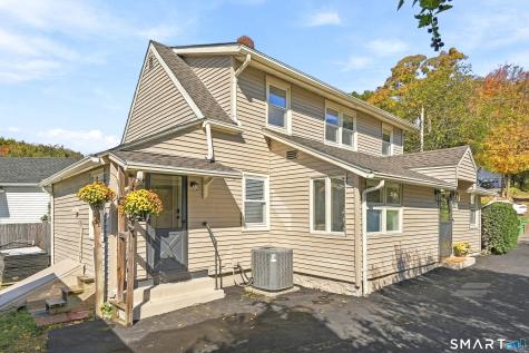 90 Grove Avenue Derby CT 06418