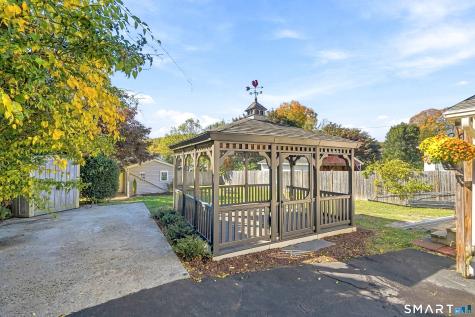 90 Grove Avenue Derby CT 06418