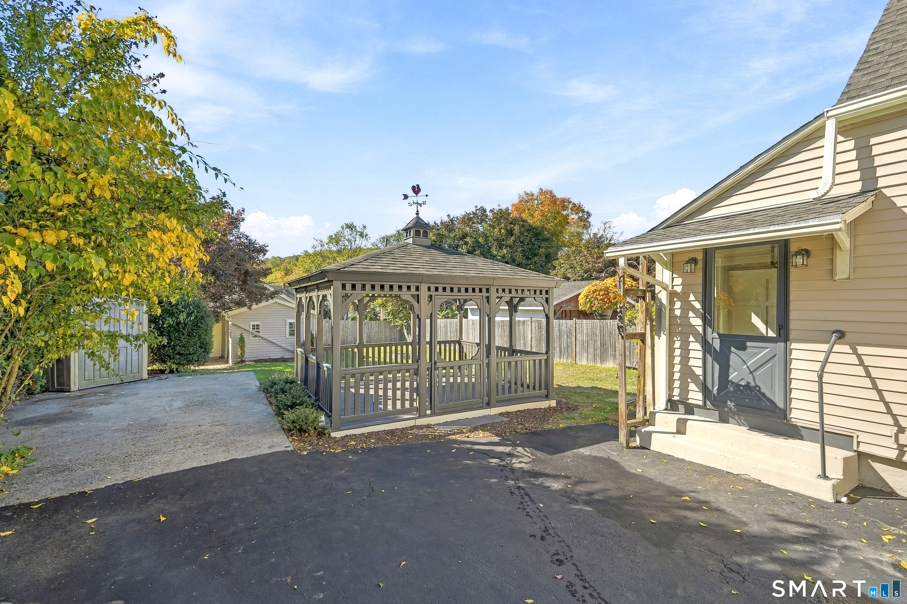 90 Grove Avenue Derby CT 06418