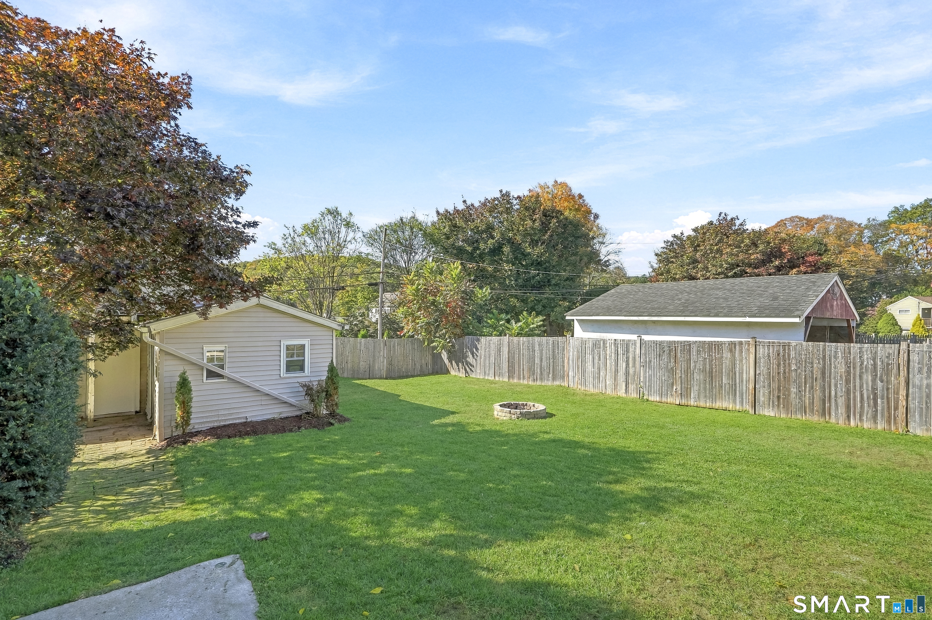 90 Grove Avenue Derby CT 06418